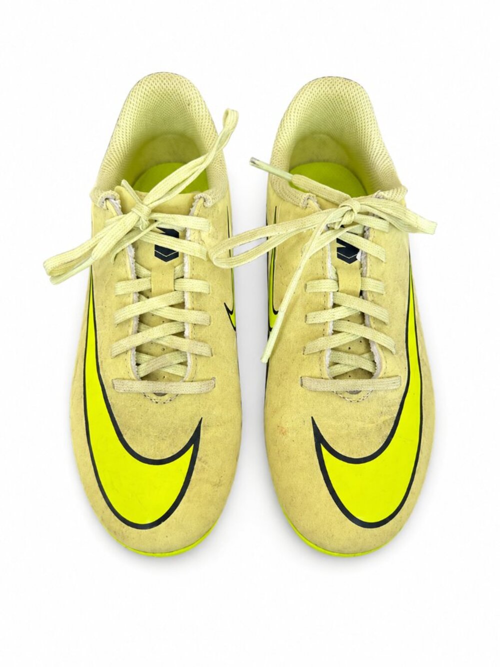 Nike Mercurial Soccer Cleats Size 1Y | Neon Yellow Kids Indoor Turf Soccer Shoes